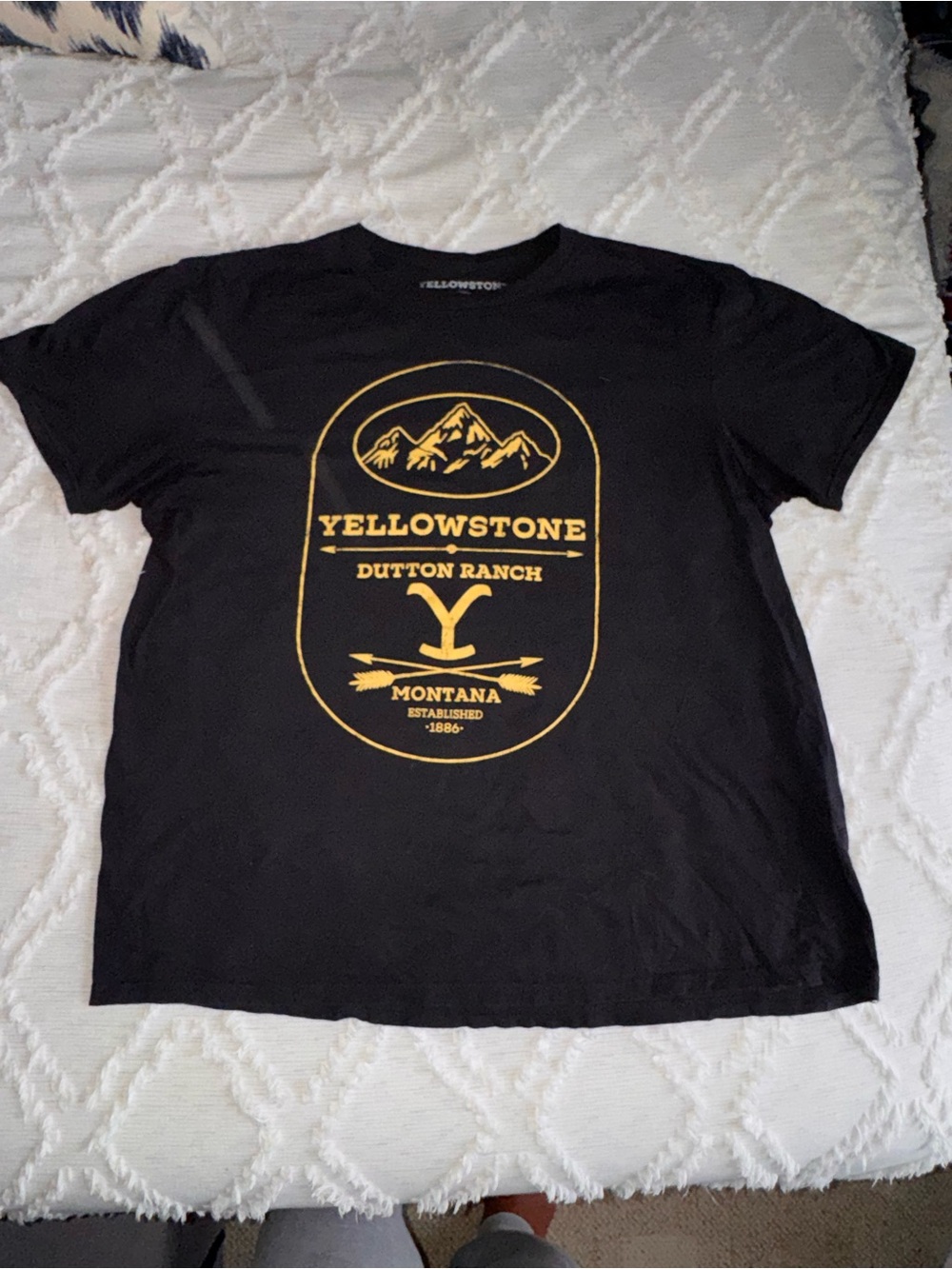 Yellowstone Dutton Ranch Montana T-Shirt – XL
